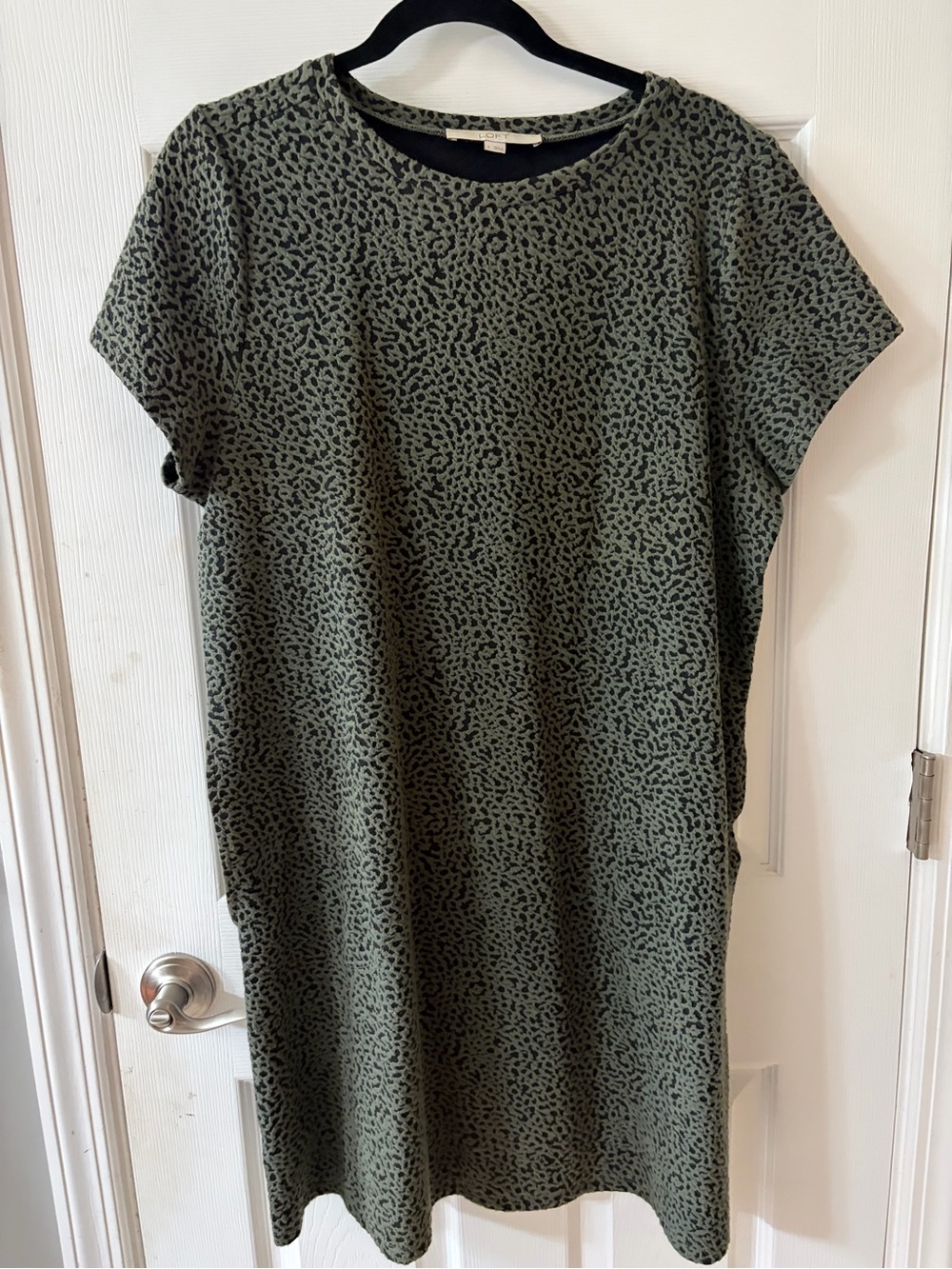 Olive Green Animal Print Short Sleeve Dress